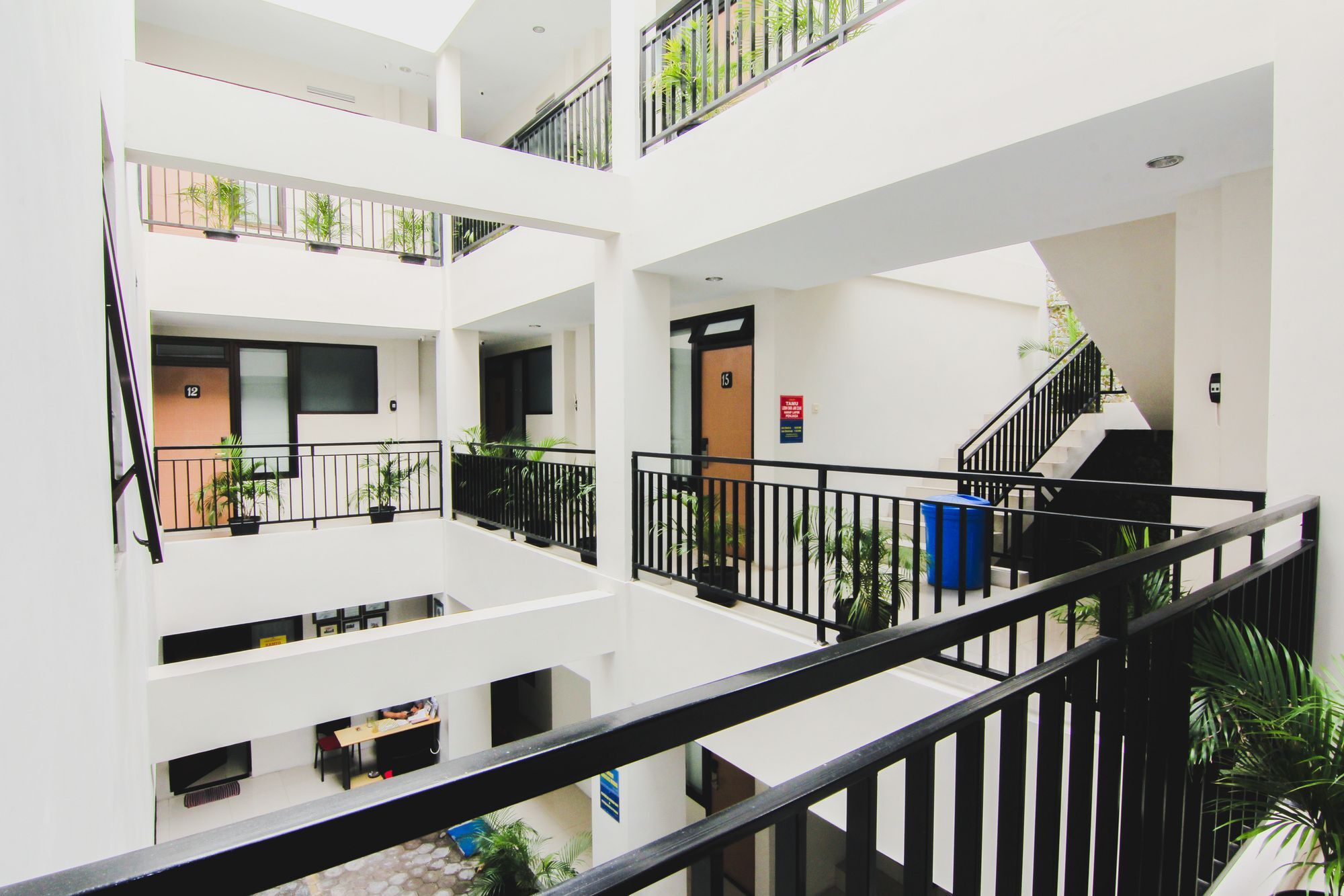 D'Paragon Seturan 3 Maguwo Exterior foto